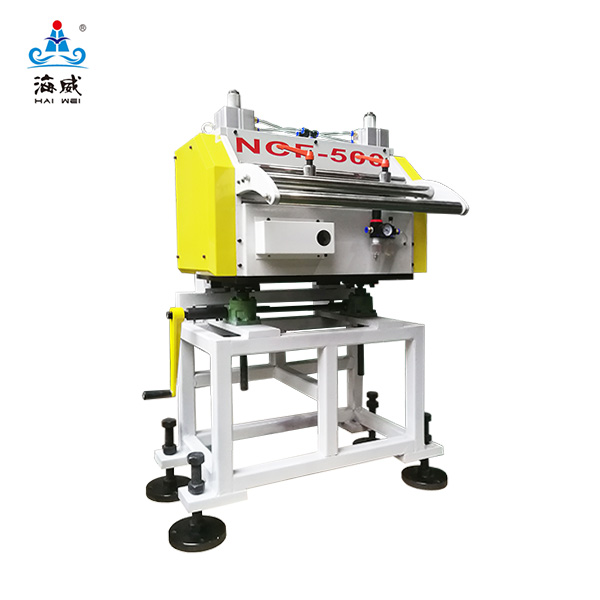 NC Servo Roll Feeder with Worm-gearing Lifter